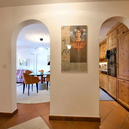 Chesa Polaschin B - B6 - By Interhome Appartement *